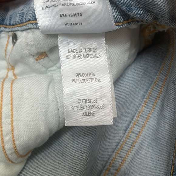 Citizens of Humanity Jolene jeans. Blue with small rips. Size 24 - Picture 7 of 11